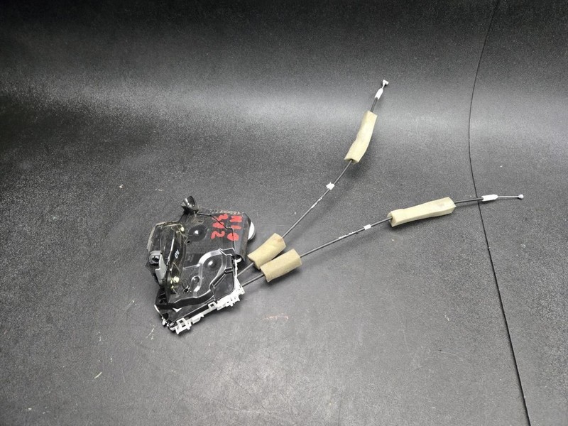 Front Right Door Lock Latch 2019 Honda CR-V 72110-TLA-A11 2017 2018 2020 - 2022