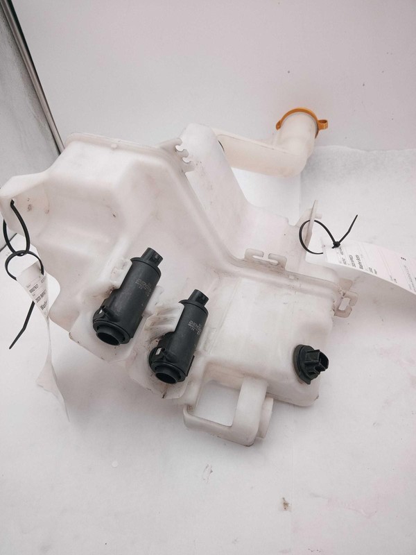 Used Washer Fluid Reservoir fits: 2020 Subaru Impreza Wagon Grade B