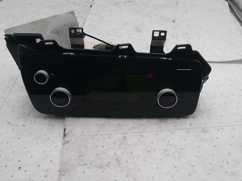 Used A/C Selector Switch fits: 2022 Infiniti QX60 front seat heat control ID 253