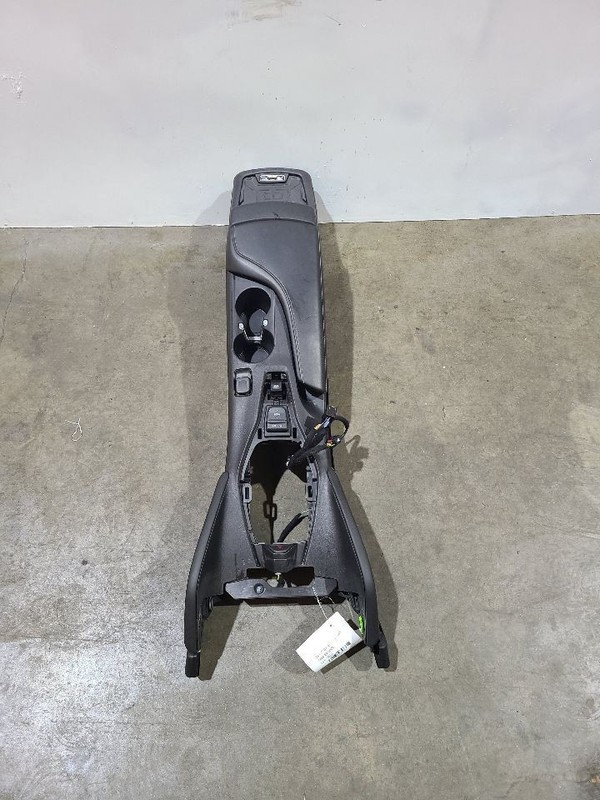 Console Front Floor Leather Fits 16-18 CAMARO 588269