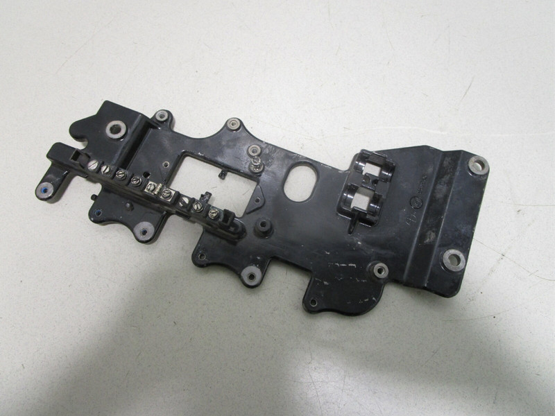 513910 Ignition Electrical Bracket Evinrude Johnson 60-70 Hp Outboard