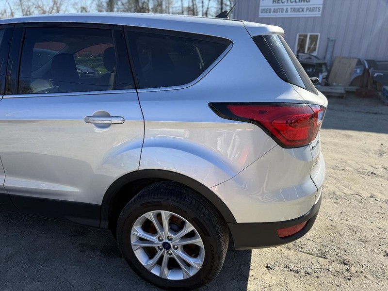 2016-2019 Ford Escape Left Driver Side Quarter Panel Silver