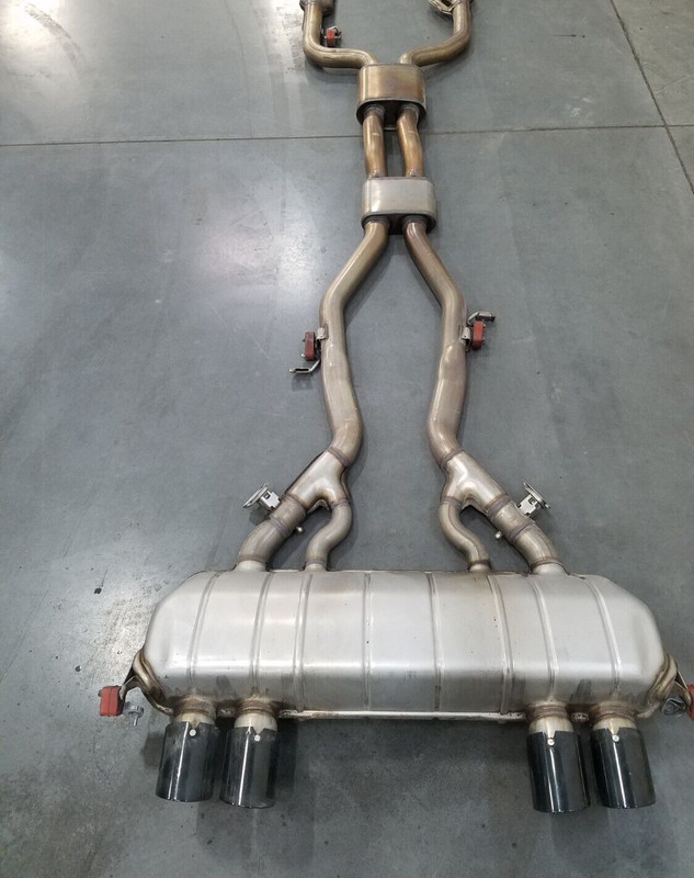 2022 BMW M4 Comp xDrive G82 OEM Mid Pipes Exhaust Muffler Tips - * CUT #3637