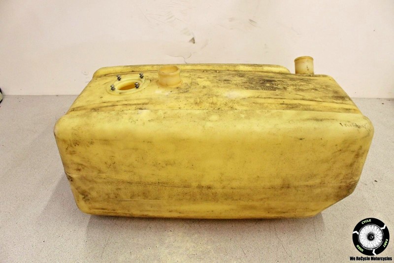 1996 Kawasaki Jet Ski STS JT750 GAS TANK FUEL RESERVOIR CONTAINER JT 750 96