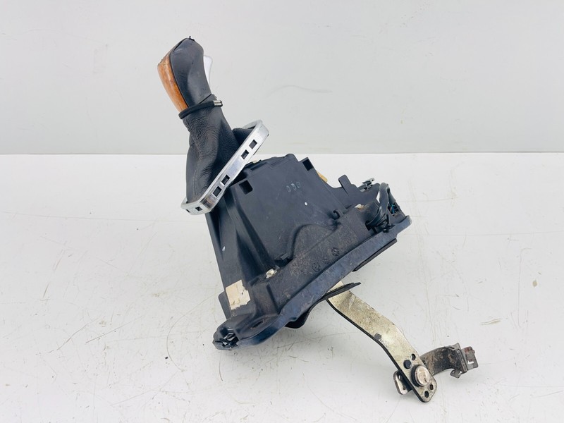 07-13 CADILLAC CTS Gear Shifter 25907979 Automatic Woodgrain OEM