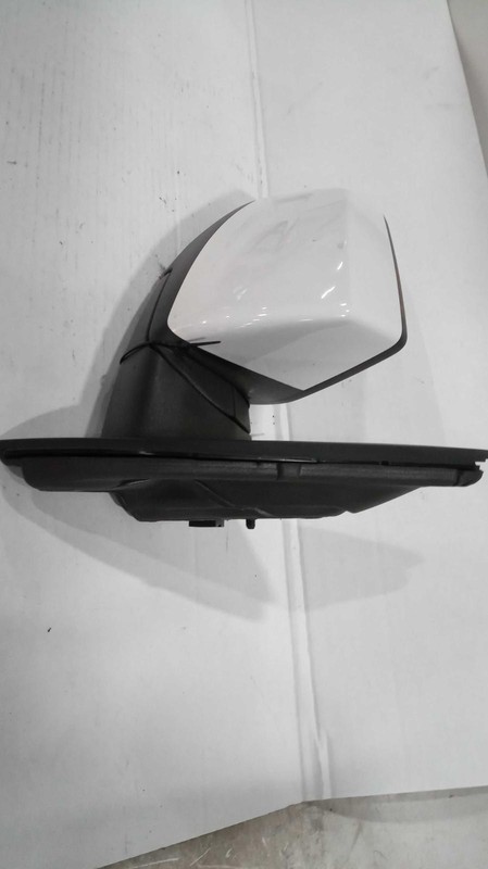 Used Right Door Mirror fits: 2017 Gmc Acadia mirror opt DR5 w/o lane keep assist