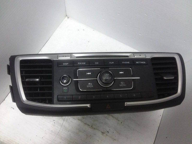 Radio Receiver And Face Panel AM FM CD MP3 EX Fits 13-15 ACCORD 39100-T2A-A20