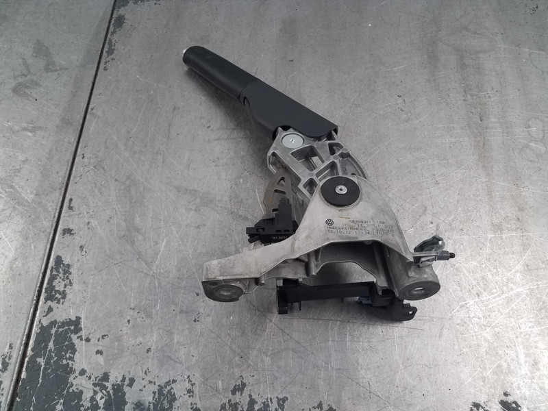 2013 Volkswagen Golf R AWD Parking Brake Handle #16682 M5