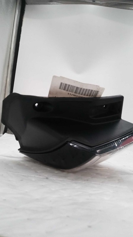 2019 Jeep Cherokee Left Tail Light Assembly White 697437 - Used, 147k Miles