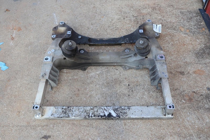 2007-2008 INFINITI G35 SEDAN RWD A/T FRONT CROSSMEMBER SUBFRAME CRADLE OEM