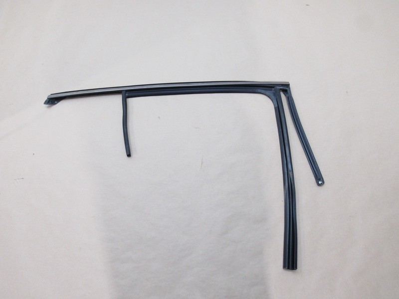 Kia Stinger GT1 2019 Rear Right Door Window Molding Run Channel Seal 18-23 *