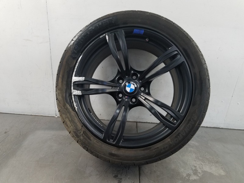 2014 BMW M5 F10 OEM 20" Rear Wheel / Tire #1 - *#4146 KK4