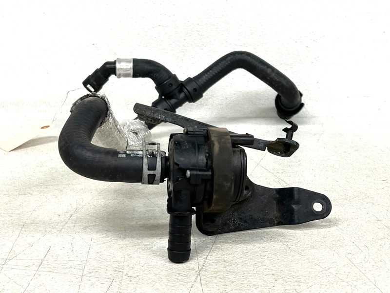 ⭐2015-2017 LINCOLN NAVIGATOR ENGINE COOLANT AUXILIARY WATER PUMP & HOSE LOT2703