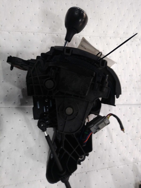 2019 Dodge Caravan Automatic Transmission Shift Lever Assembly - 136K Miles