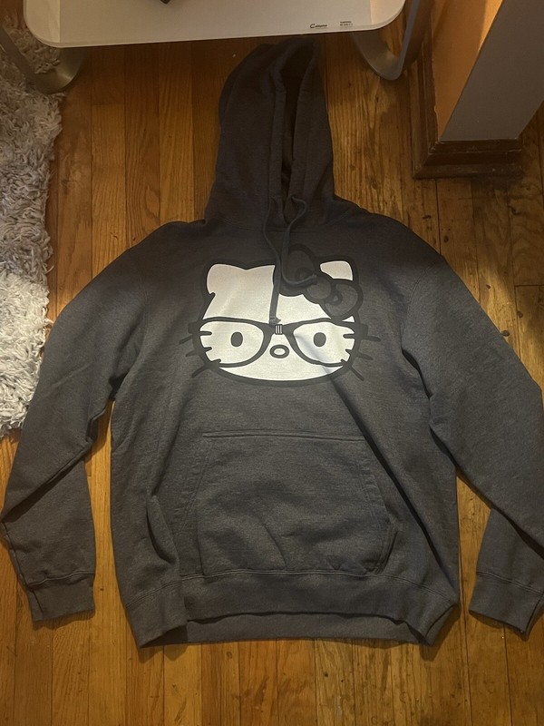 Hello Kitty Sanrio WinkingGray Hoodie Size large
