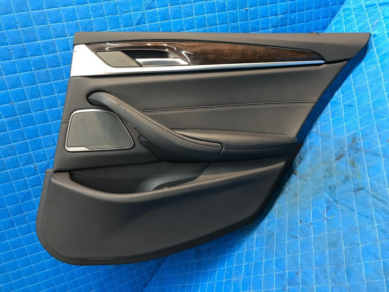 17-22 BMW 540i OEM REAR RIGHT PASSENGER DOOR TRIM PANEL OEM