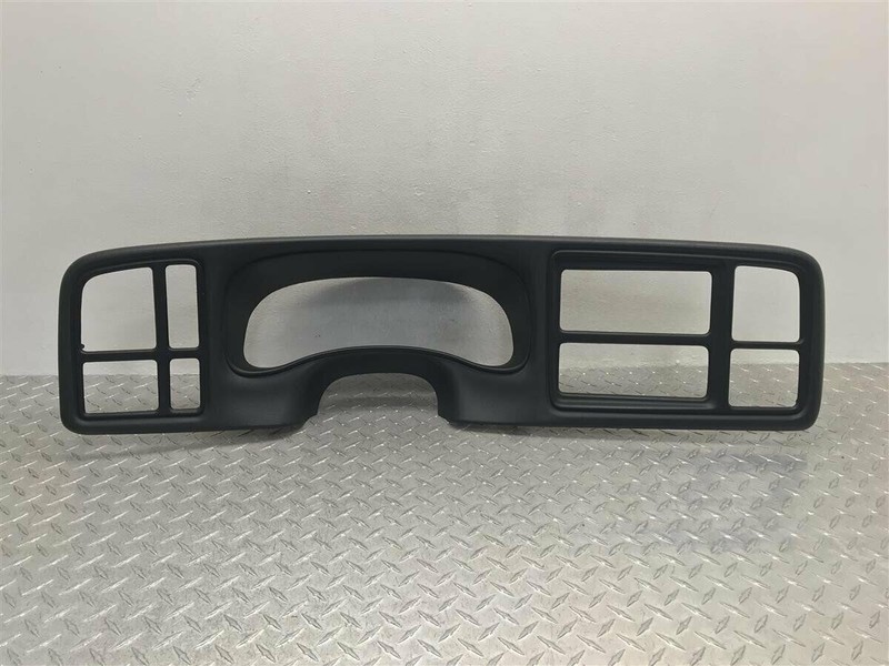 1999-2002 CHEVROLET SILVERADO DASH SPEEDOMETER RADIO TRIM BEZEL OEM 15772850