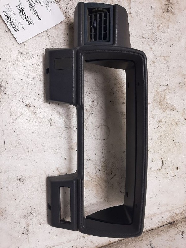 87 TOYOTA 4 RUNNER GRAY SPEEDOMETER TRIM BEZEL