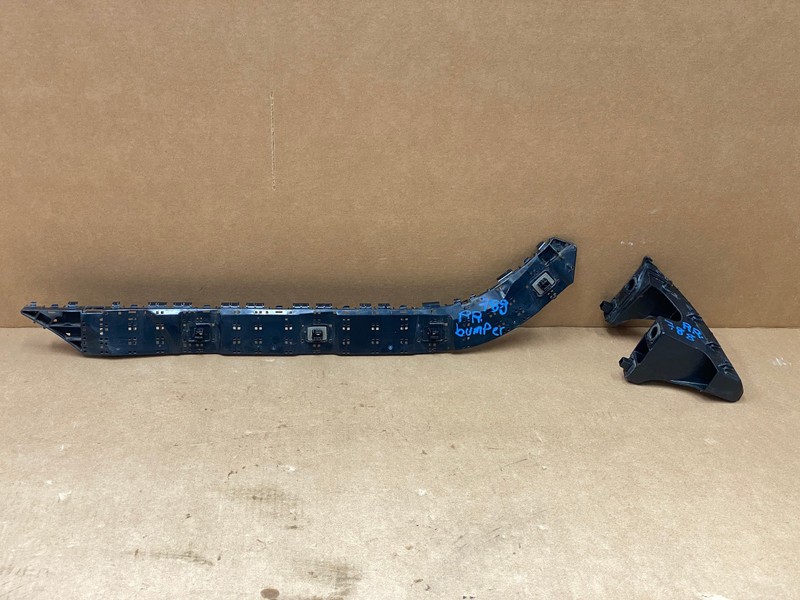 15-19 SUBARU OUTBACK REAR RIGHT PASSENGER SIDE BUMPER MOUNT BRACKET OEM LOT788