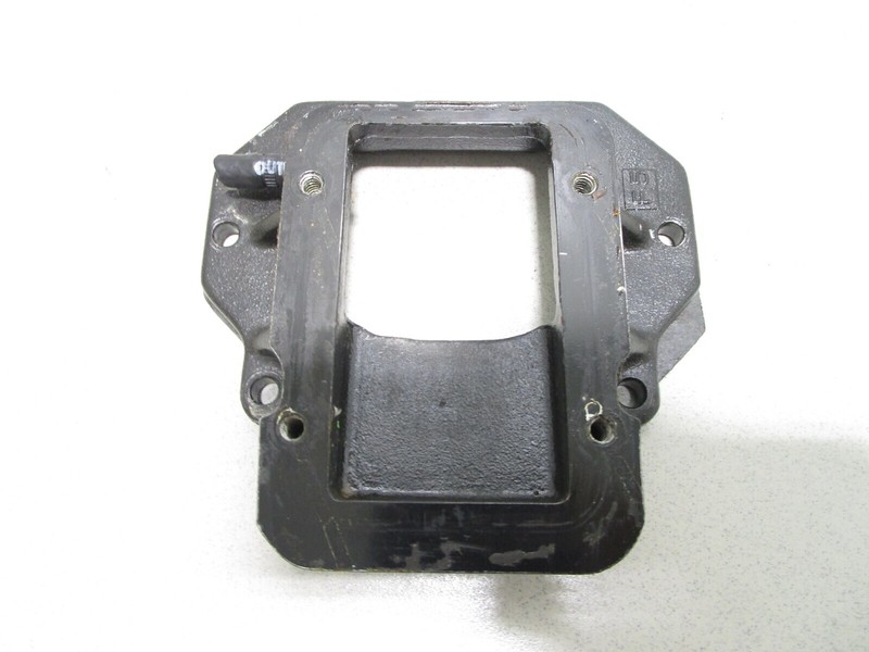 0439544 OMC Evinrude Outboard FICHT 200-225 HP Regulator Adapter