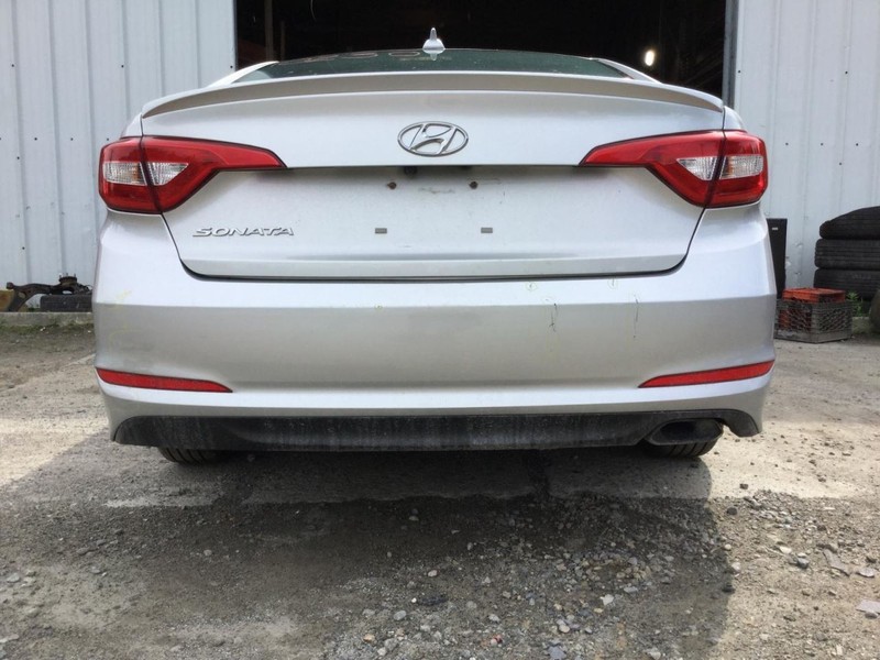 2015-2017 Hyundai Sonata Rear Bumper Cover Silver Scratches And Scuffs