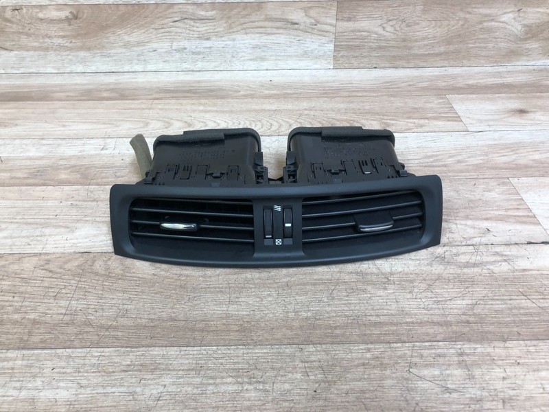 LEXUS OEM IS250 IS350 FRONT CENTER DASHBOARD AC VENT GRILLE 2009-2013 3