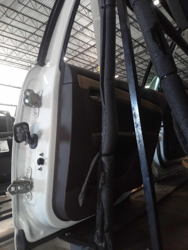 2009 Chevrolet Malibu White Rear Right Door 506819 Used 78K Miles
