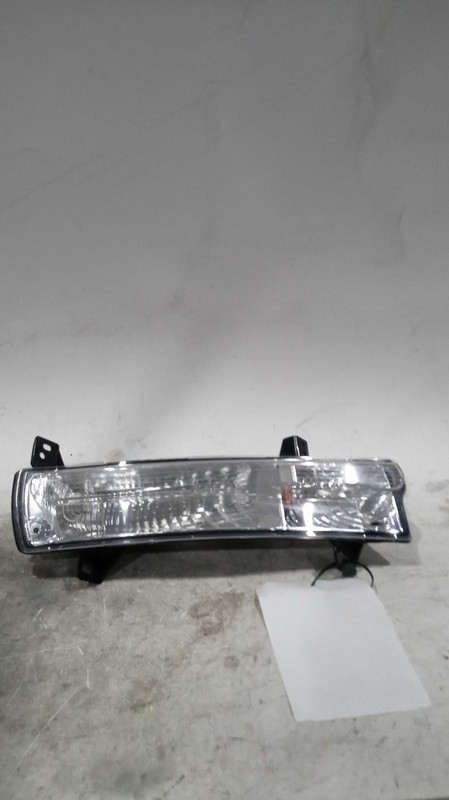 2019 Jeep Compass Left Fog Light Assembly OEM Black 68202187AA 99000 Miles