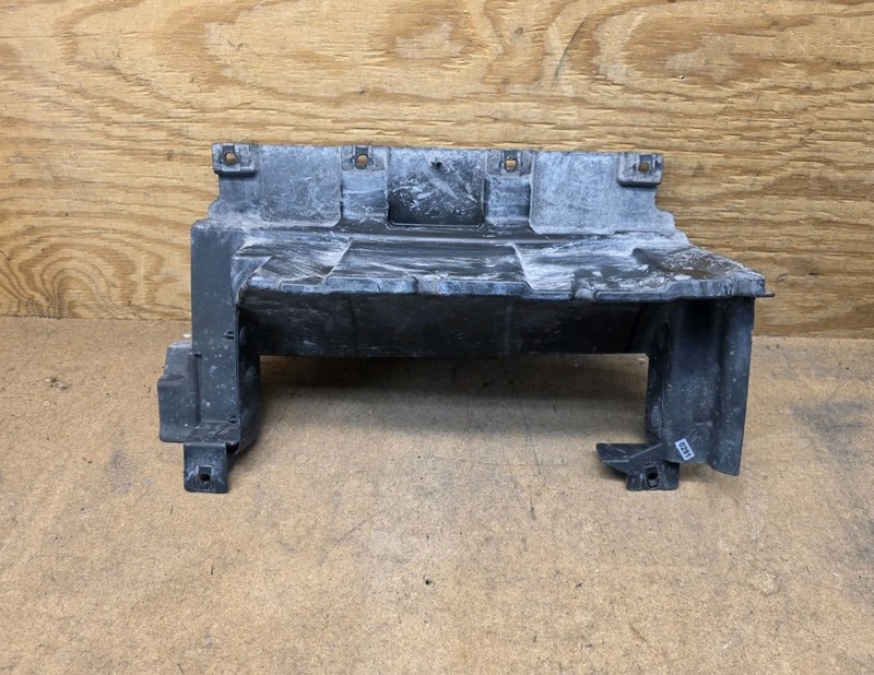 2020-2024 Ford F250 Front Bumper Radiator Support Air Deflector LC3B 17B968 OEM