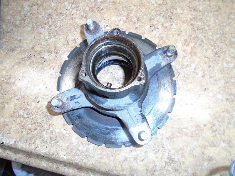 2002 Polaris Magnum 325 4X4 ATV Front Hub Disk Brake Rotor Lug Wheel Mount 2001