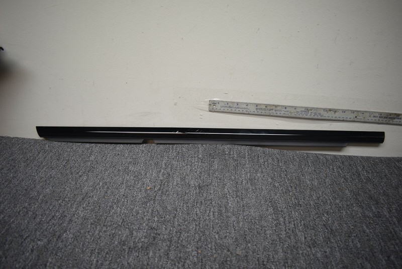 2015 MERCEDES BENZ GLE DOOR MOLDING GLASS FACTORY OEM