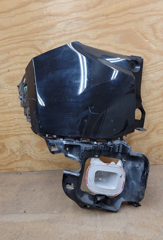 2015 - 2018 Jeep Renegade Rear Left Upper Bumper PANEL Cover Bumper End OEM