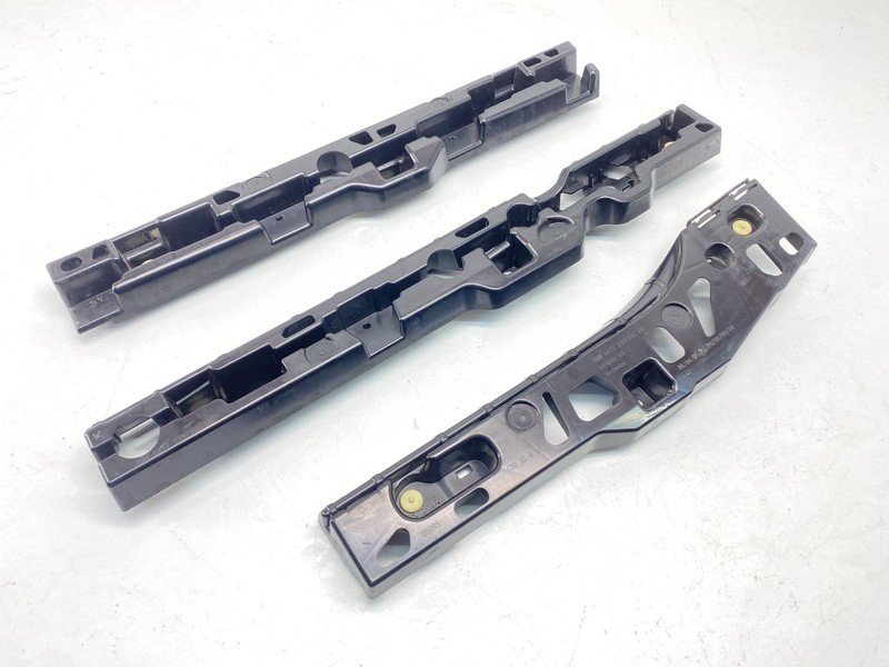 17-23 BMW F90 G30 M5 Left Side Skirt Rocker Panel Mount Bracket Support Set OEM✅