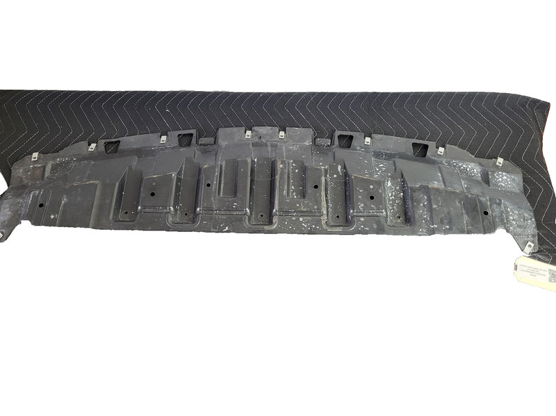 2019-2023 Cadillac XT4 Front Bumper Lower Air Deflector OEM 23273931