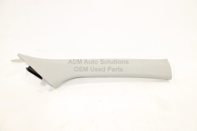 2016-2020 KIA SORENTO Front Right Side Windshield A Pillar Trim Cover OEM