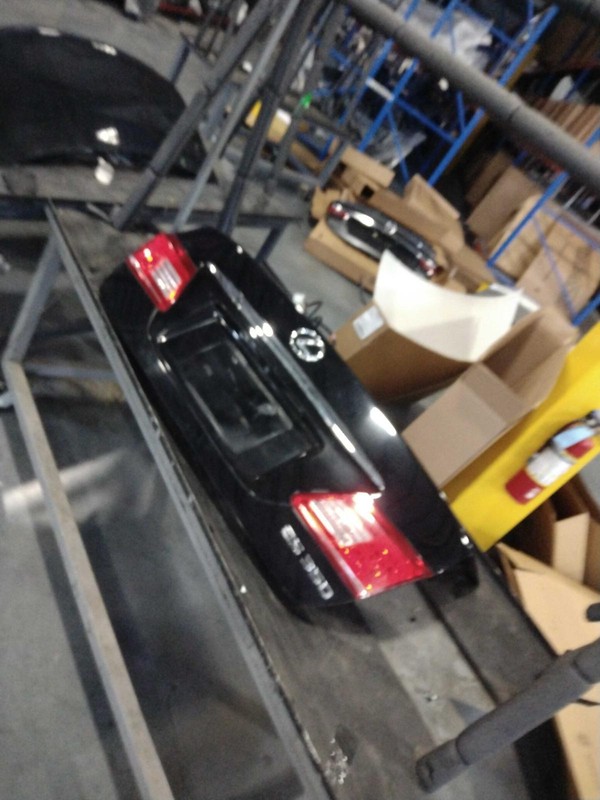 2012 Lexus ES350 Deck Lid Trunk Lid Black OEM 6440133430 98000 Miles