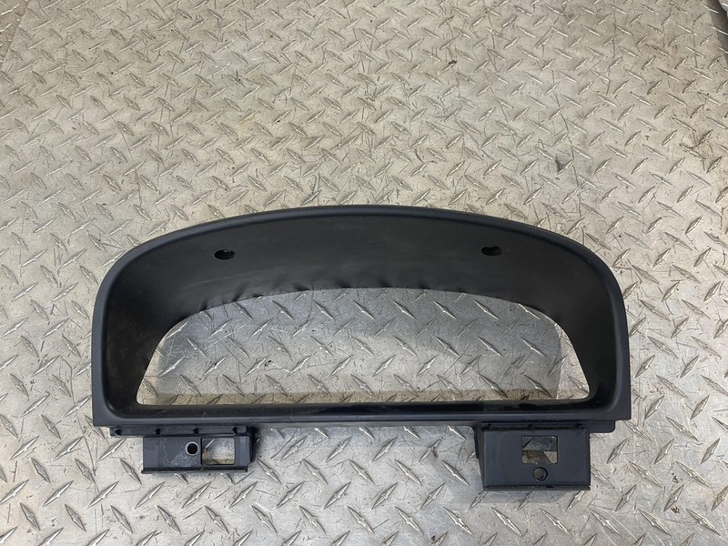 Nissan Pathfinder pickup D21 speedometer dash cluster SURROUND TRIM BEZEL 94-97