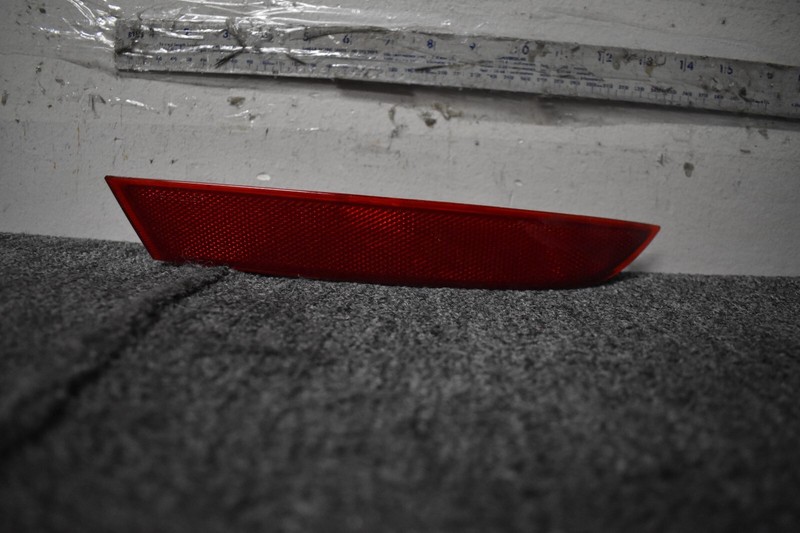 BMW LEFT SIDE REFLECTOR LIGHT LEFT SIDE FACTORY OEM