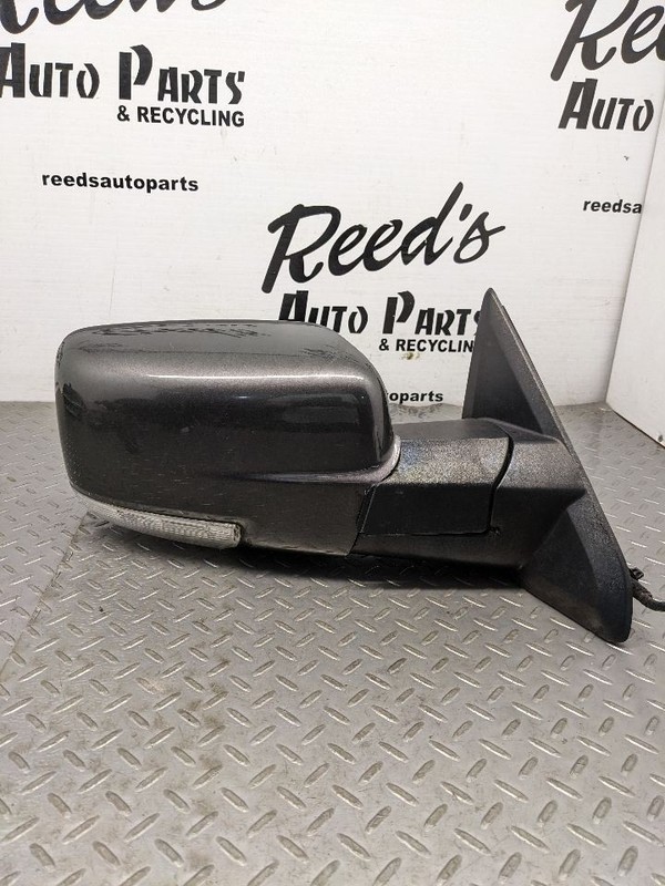 Passenger Side View Mirror Classic Style Fits 14-20 DODGE 1500 PICKUP 1165658