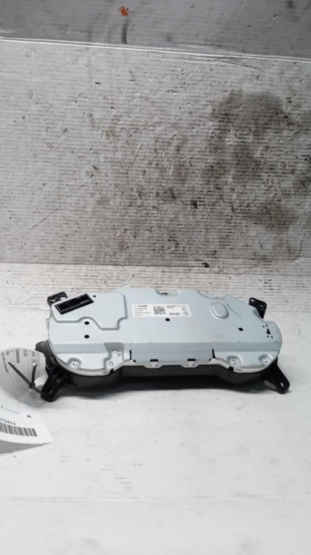 2015 Cadillac SRX Speedometer Gauge OEM White 3.6L 111K Miles Warranty