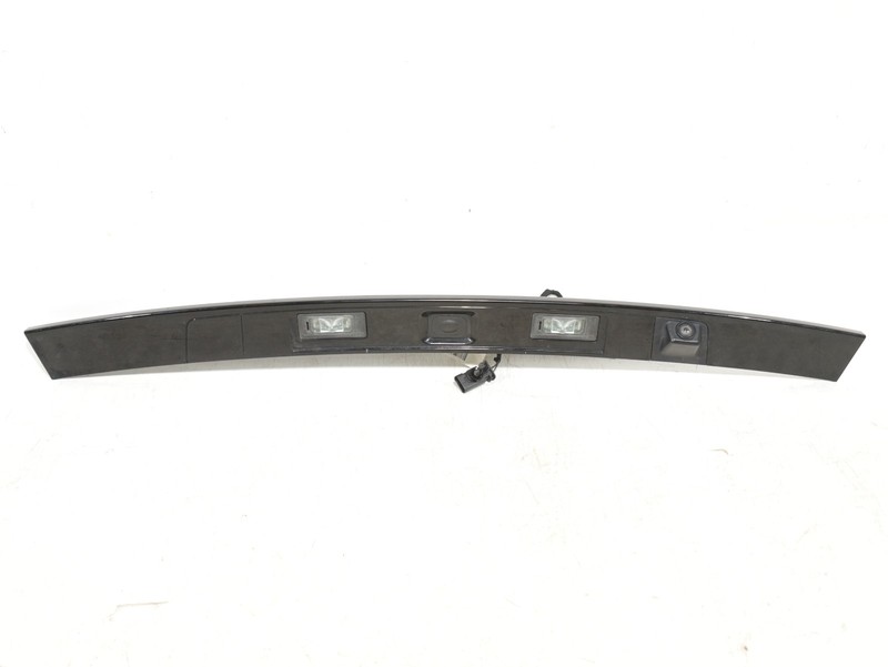 15-19 Land Rover Discovery Sport L550 REAR Liftgate Trim W/ Backup Camera OEM
