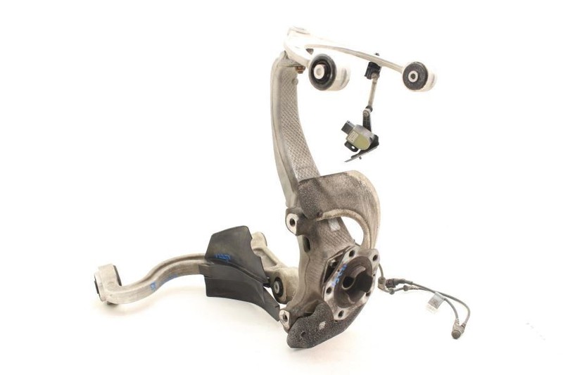 10-16 PANAMERA 970 4.8L Driver Left Front Suspension Assembly