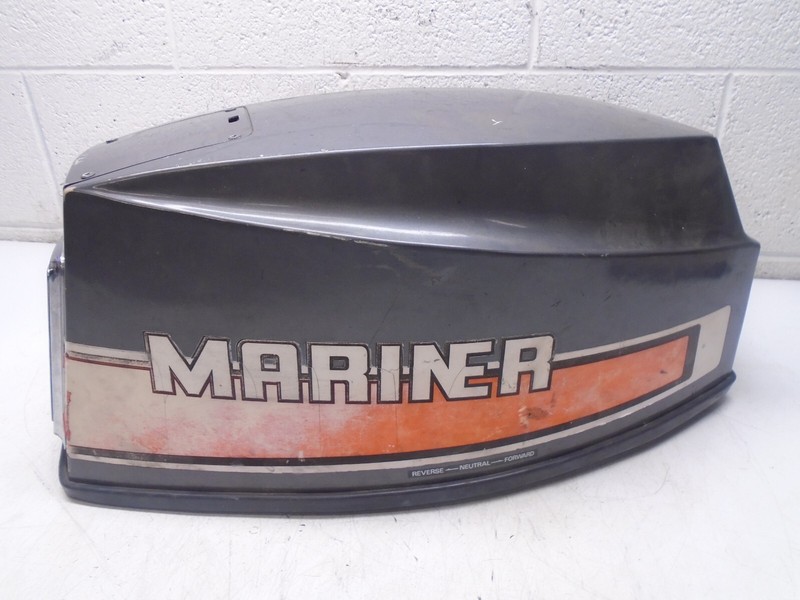 I1 Yamaha / Mariner 28 hp Top Cowling Cowl Hood Motor Cover 2168-6852M