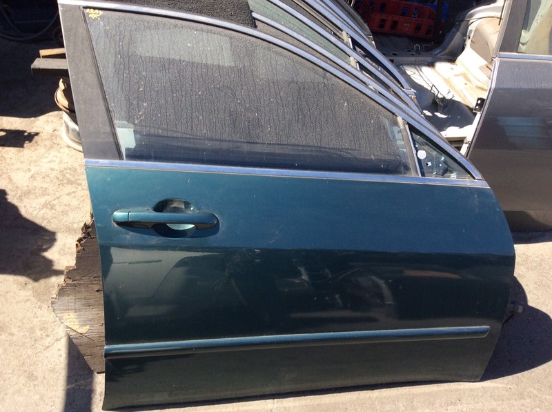 03 04 05 06 07 Accord Sedan R Right Side Front Door Assy Green Used OEM