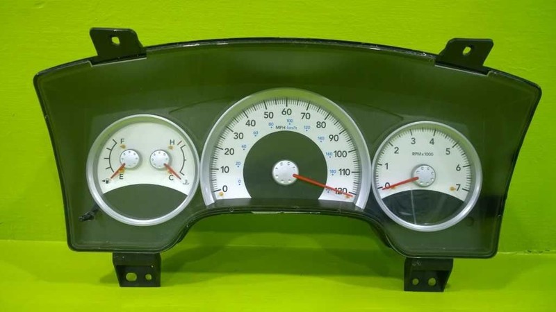 09 DODGE DURANGO SLT SPEEDOMETER CLUSTER OEM 2714-1
