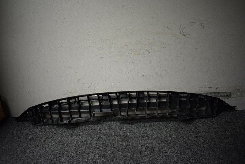 2014-2018 Range Rover Sport L494 Rear Bumper Mount Bracket Holder Center OEM