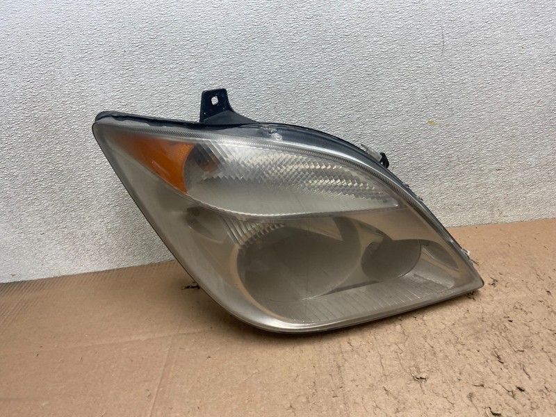 2007 to 2013 Mercedes Sprinter Headlight Right Passenger Halogen Oem Y4895 DW