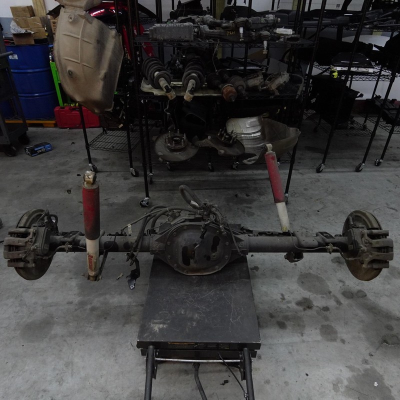 2019-2022 GMC SIERRA 1500 Crew Rear Differential Carrier Axle Beam OEM