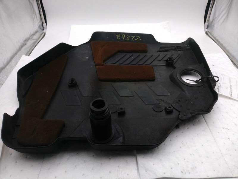 2007 Pontiac G6 Engine Cover Red OEM 5617581 147K Miles - Warranty 6 Months