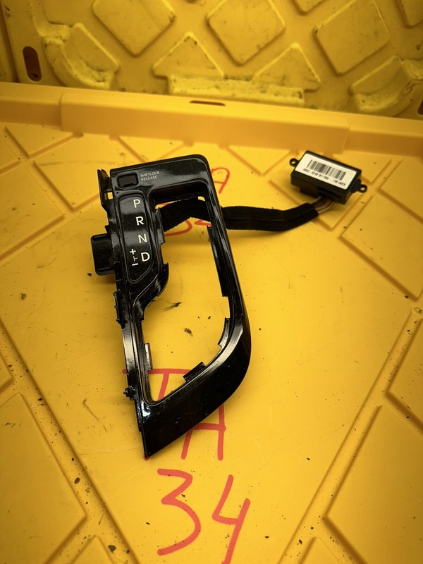 2011- 2015 Hyundai Sonata Automatic Transmission Shifter Bezel OEM